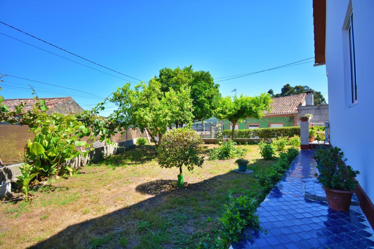 Casa Con Jardin En Vilanova De Arousa Pontevedra Esterno foto